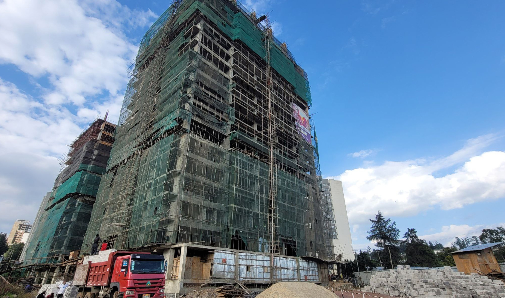 AMIBARA MIXED APARTMENT COMPLEX